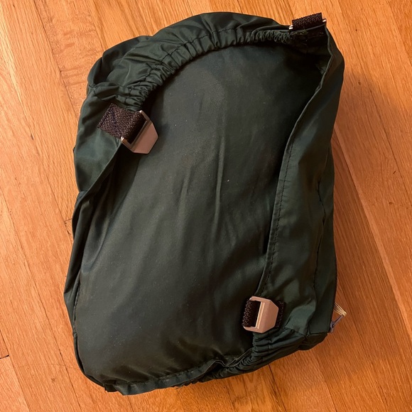 Green Hiking Backpack, Vintage, Excellent condition gear - Picture 6 of 9